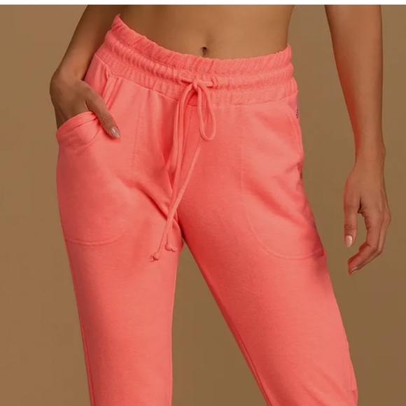 NWT ✨ Free People L neon coral skinny joggers - Picture 6 of 6